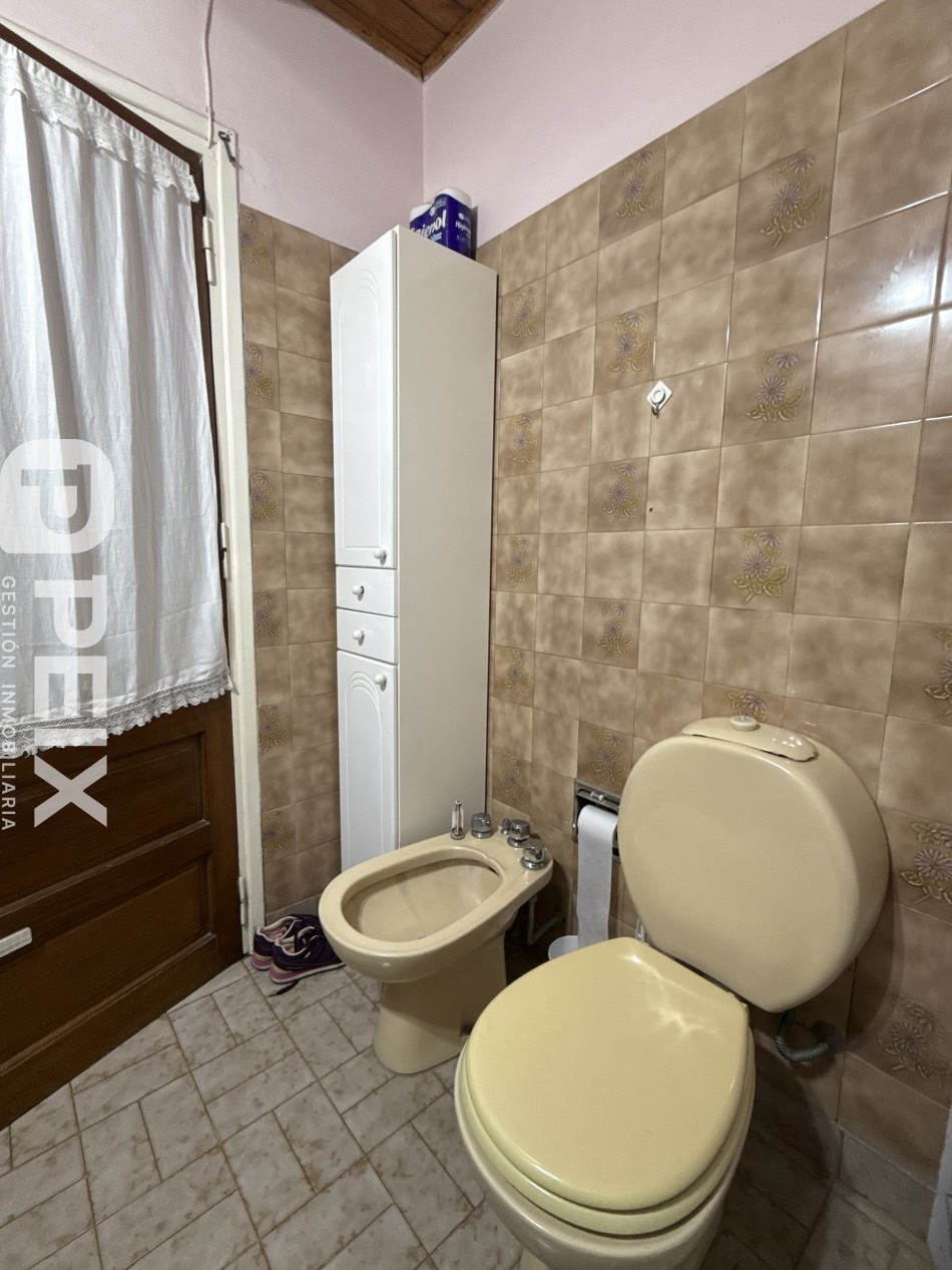 CASA SOBRE GRAN LOTE CENTRICO 