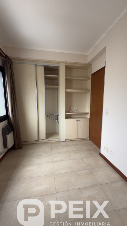PROPIEDAD MIXTA CON ESPACIO PROFESIONAL Y VIVIENDA