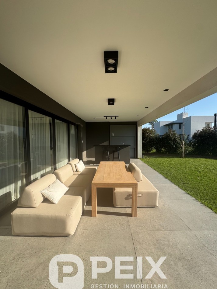 ELEGANCIA Y DISEÑO EN BARRIO PRIVADO