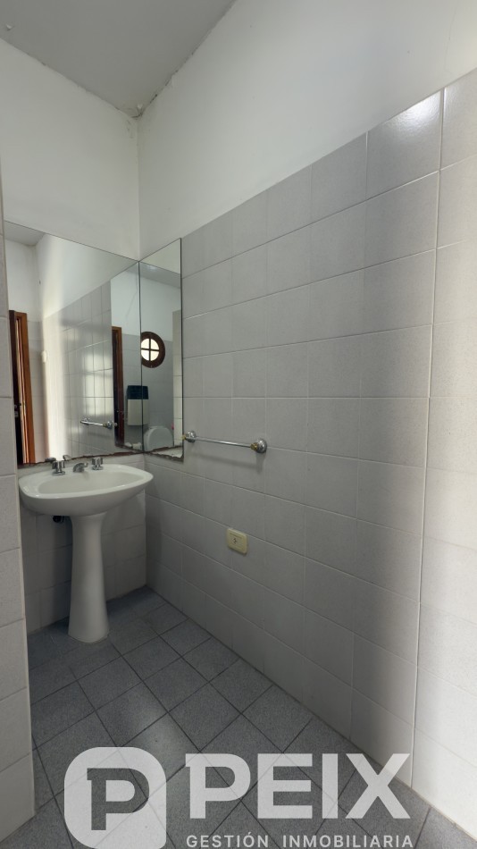 PROPIEDAD MIXTA CON ESPACIO PROFESIONAL Y VIVIENDA