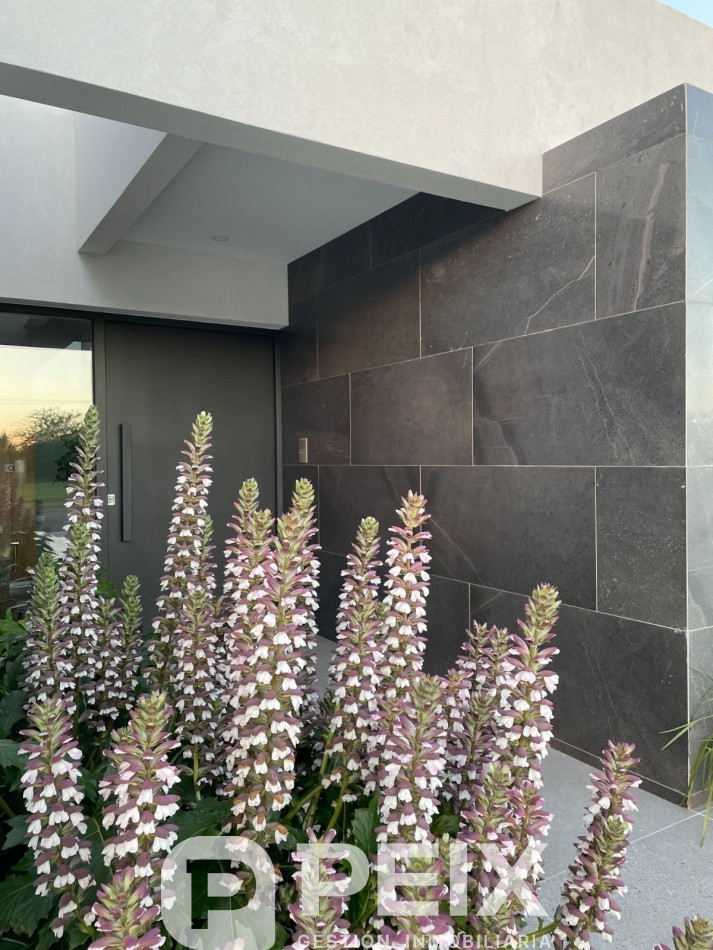 ELEGANCIA Y DISEÑO EN BARRIO PRIVADO