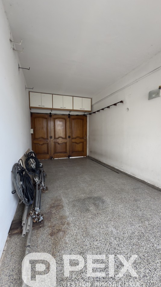 PROPIEDAD MIXTA CON ESPACIO PROFESIONAL Y VIVIENDA