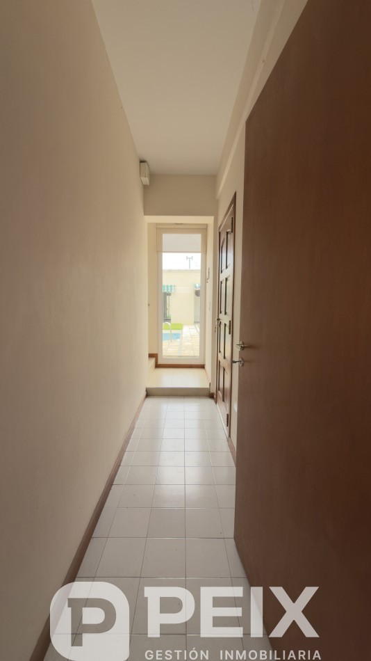 PROPIEDAD MIXTA CON ESPACIO PROFESIONAL Y VIVIENDA