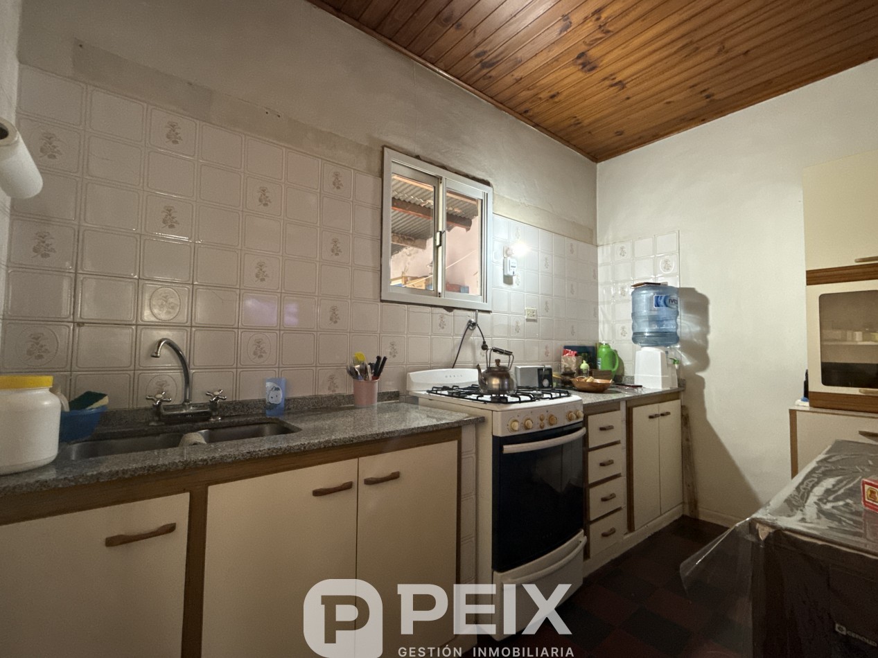 CASA SOBRE GRAN LOTE CENTRICO 
