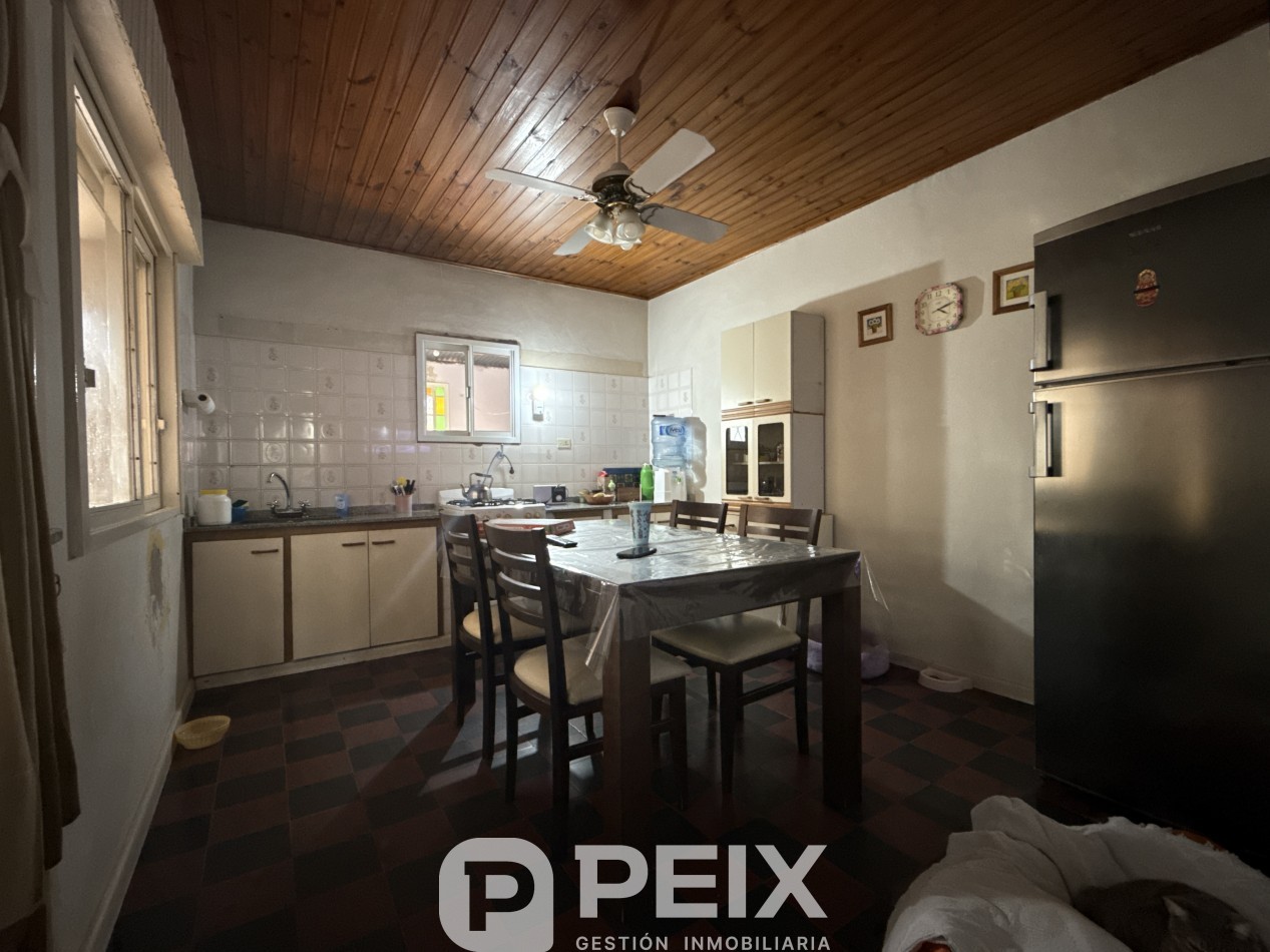 CASA SOBRE GRAN LOTE CENTRICO 