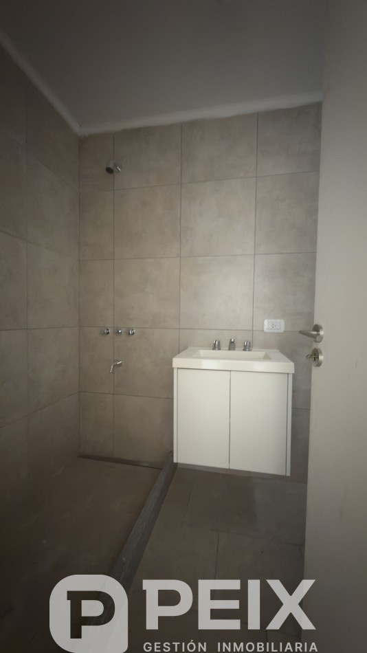 HERMOSA CASA CON COMODOS AMBIENTES