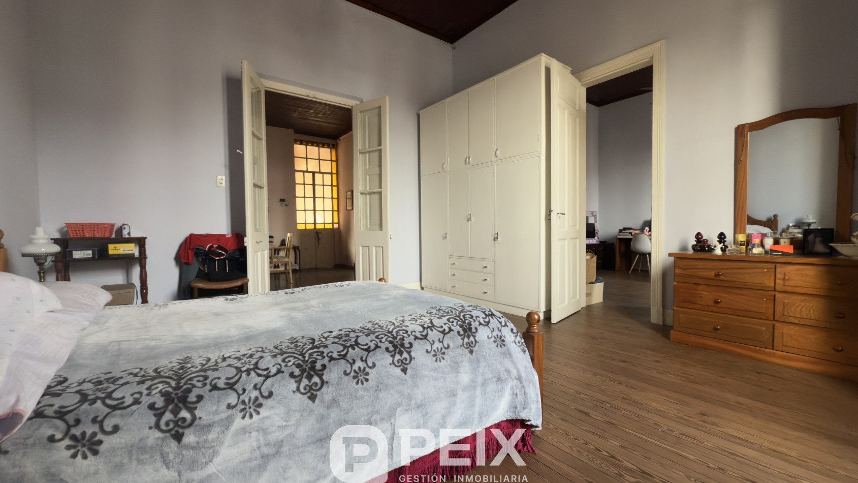 CASA SOBRE GRAN LOTE CENTRICO 