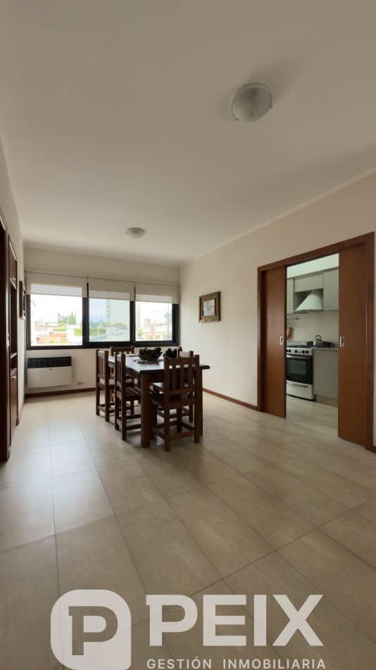 PROPIEDAD MIXTA CON ESPACIO PROFESIONAL Y VIVIENDA