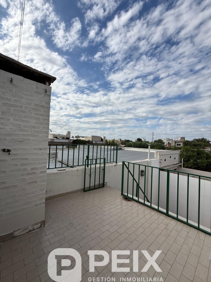HERMOSA CASA CON COMODOS AMBIENTES