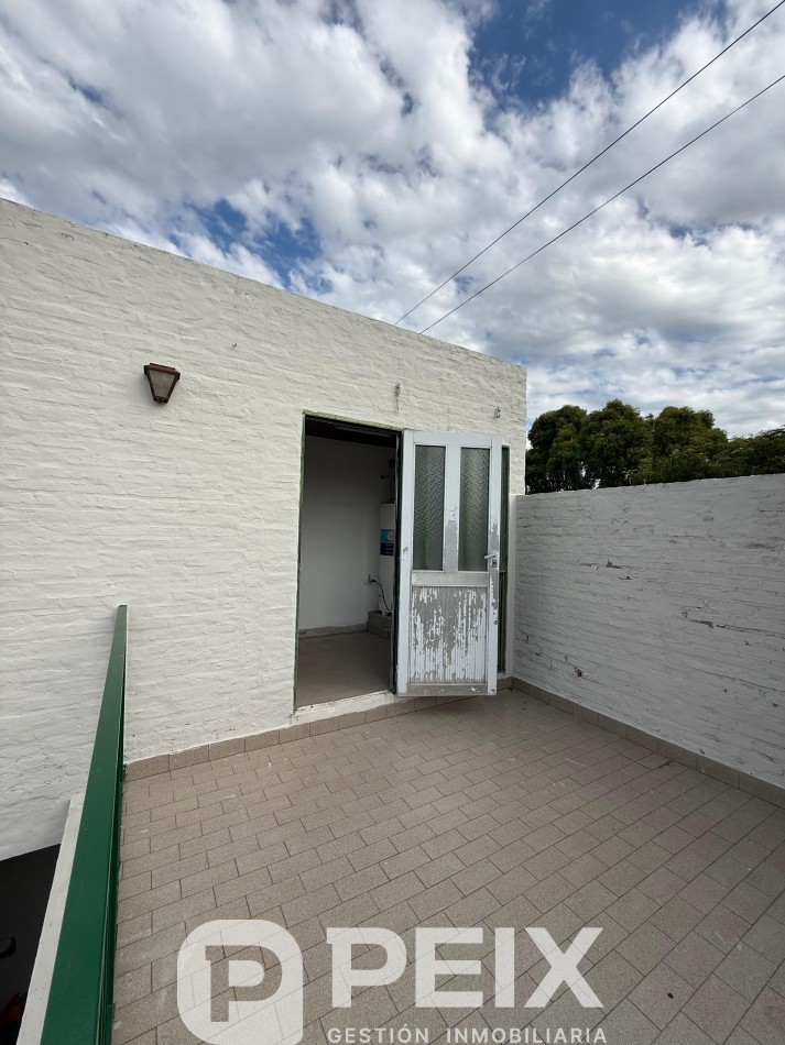 HERMOSA CASA CON COMODOS AMBIENTES