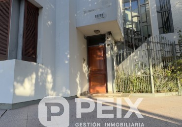 HERMOSA ESQUINA CON DISEÑO Y ARQUITECTURA DE CALIDAD 